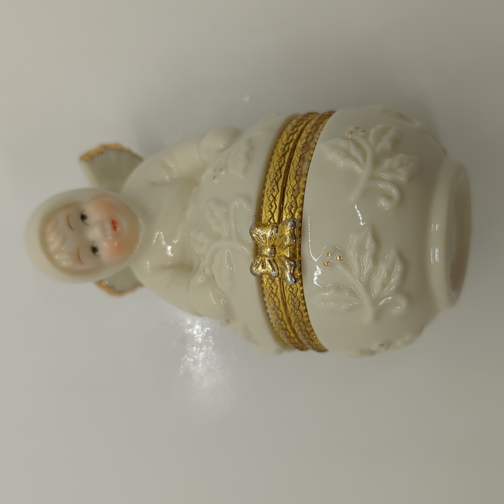 Formalities by Baum Bros snow angel trinket box